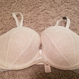 New with tags Victoria Secret Bra